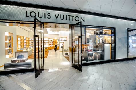 louis vuitton boston copley